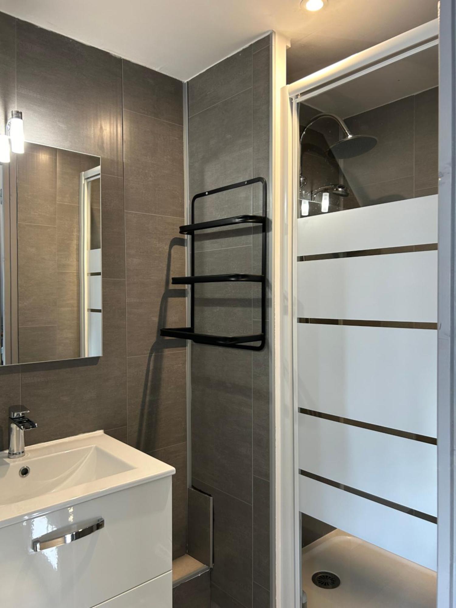 Le Repos De La Meuse Apartment Givet Exterior photo